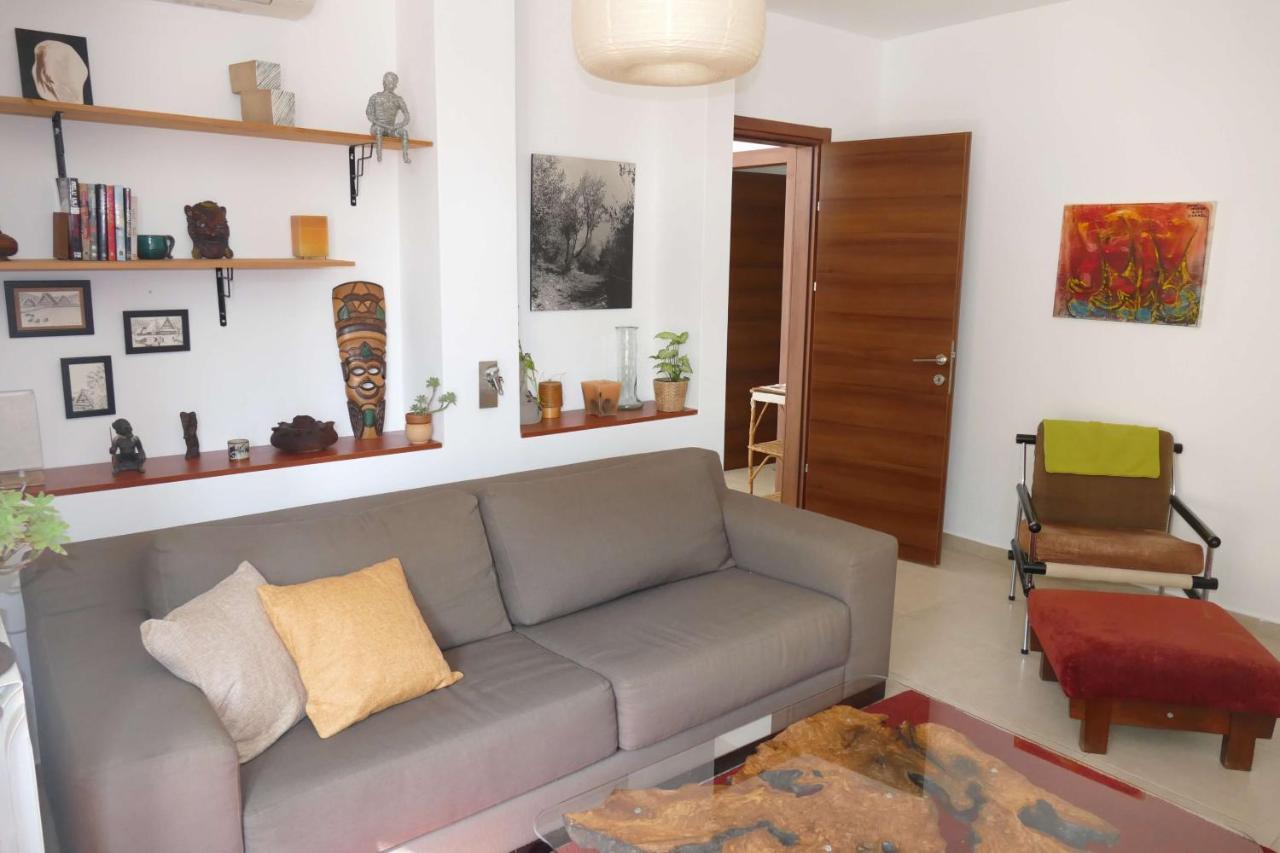 בית האומנים Artist Home Neve Ilan Eksteriør billede