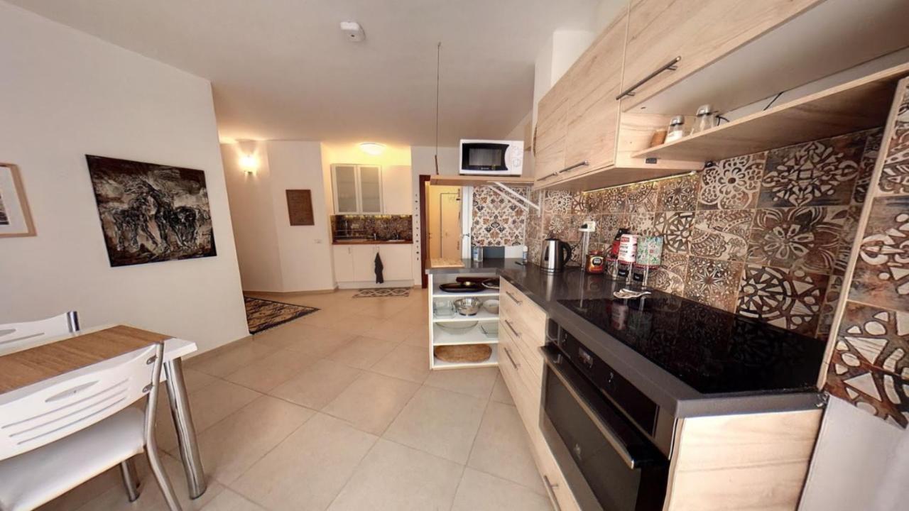 בית האומנים Artist Home Neve Ilan Eksteriør billede