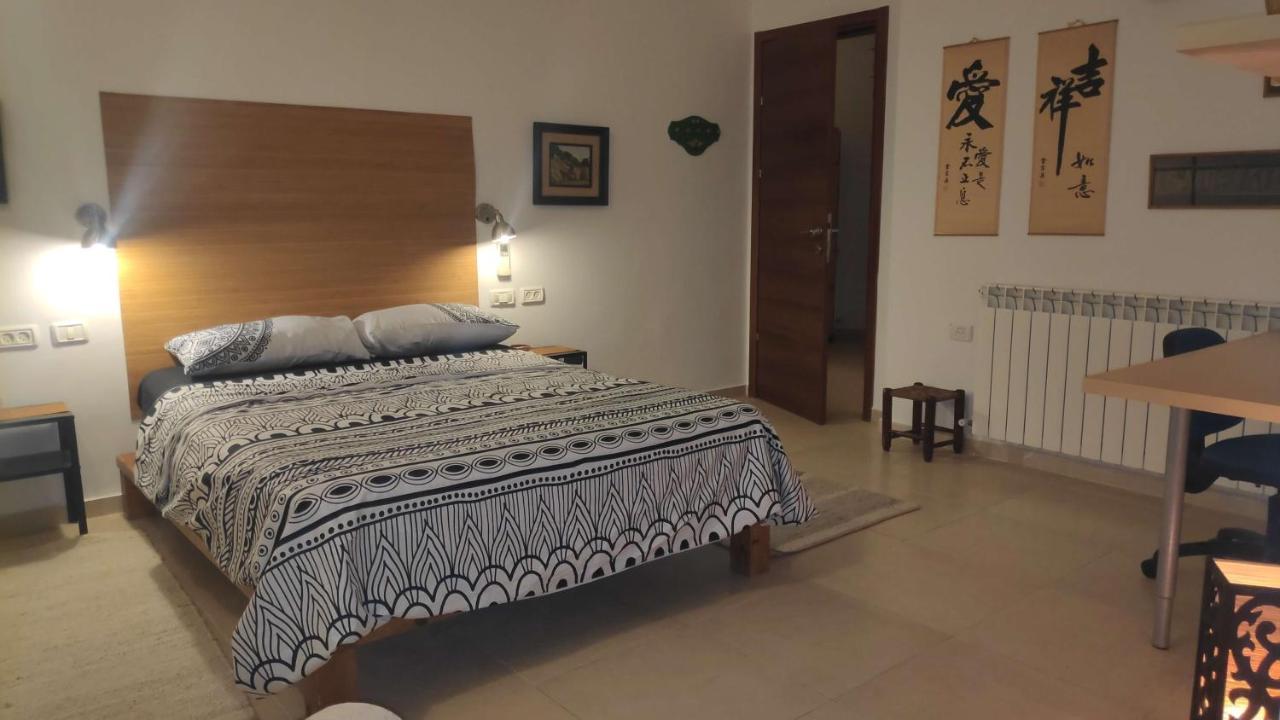 בית האומנים Artist Home Neve Ilan Eksteriør billede